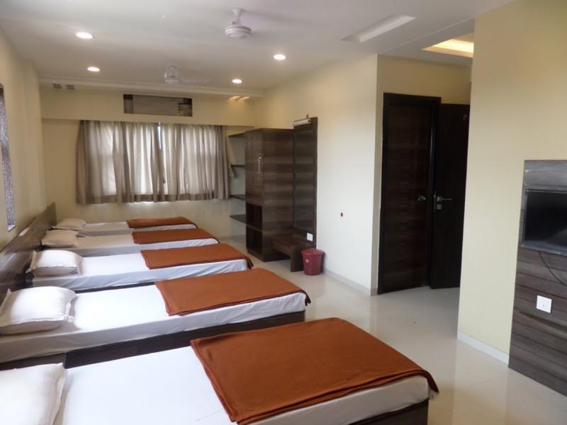Hotel Sai Heera Residency Shirdi Zewnętrze zdjęcie