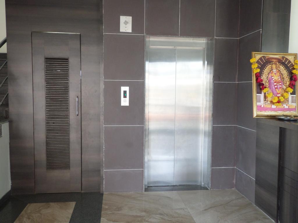 Hotel Sai Heera Residency Shirdi Zewnętrze zdjęcie